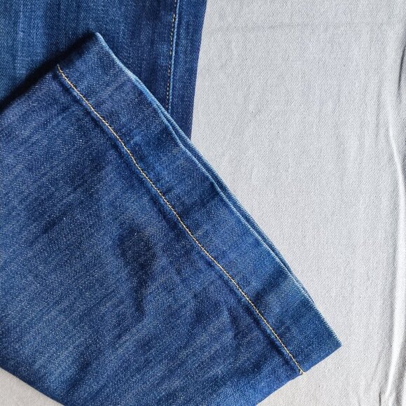 GAP Jeans Long & Lean women's size 30 / 10 dark washed boot cut - Picture 10 of 15